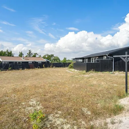 Selle - 100m From The Sea By Interhome Себю